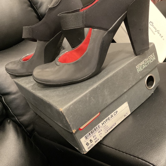 Kenneth Cole hype r cp heels - Picture 1 of 2